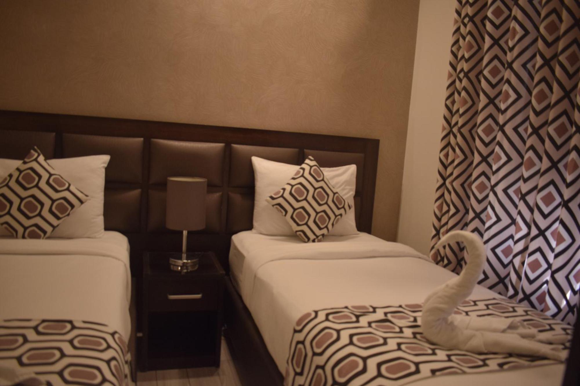 Shams Alweibdeh Hotel Apartments Amman Eksteriør billede